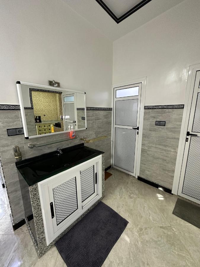 Bel Appartement 1Er Etage Confortable Pres De La Plage - Specialement Pour Familles Saïdia Zewnętrze zdjęcie