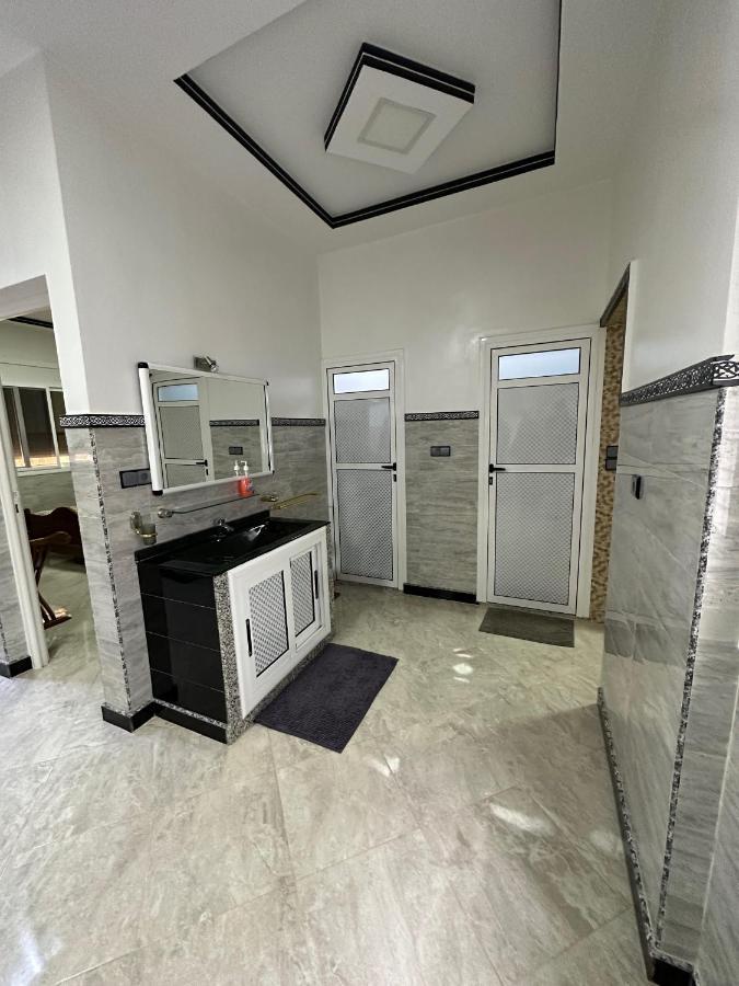 Bel Appartement 1Er Etage Confortable Pres De La Plage - Specialement Pour Familles Saïdia Zewnętrze zdjęcie